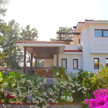 Silverhill 2 With Private Pool