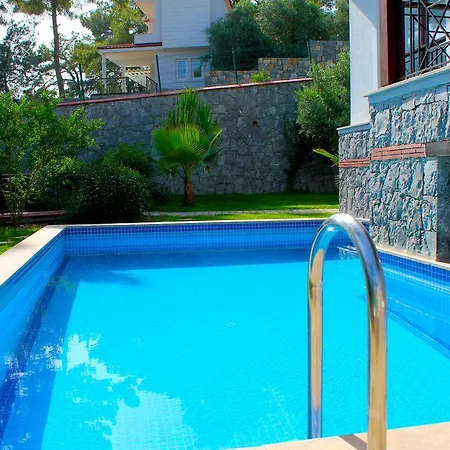 Villa Silverhill 2 With Private Pool *