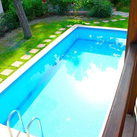 Silverhill 2 With Private Pool 빌라 교젝